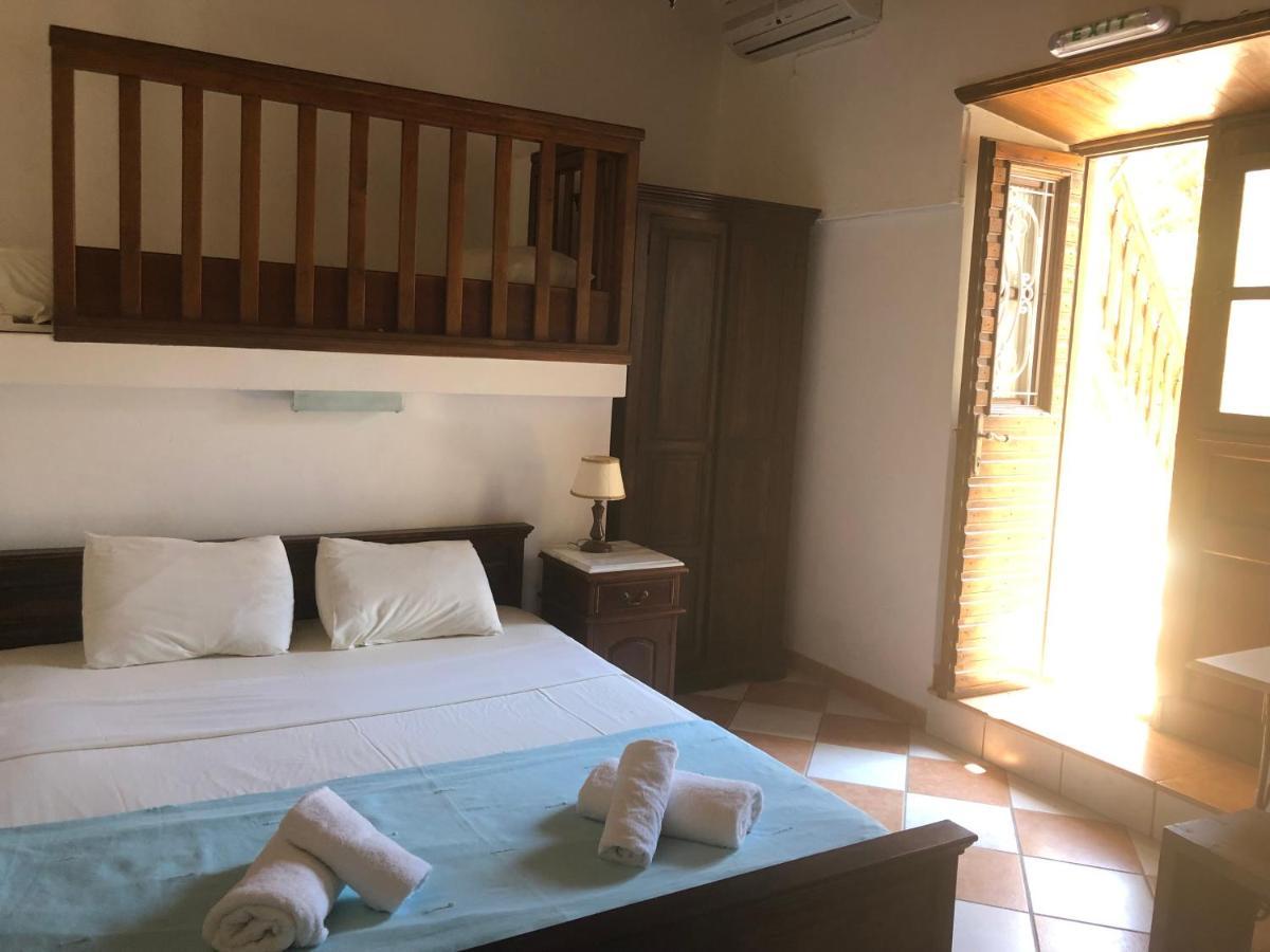 Machi'S House Aparthotel Plaka  ภายนอก รูปภาพ