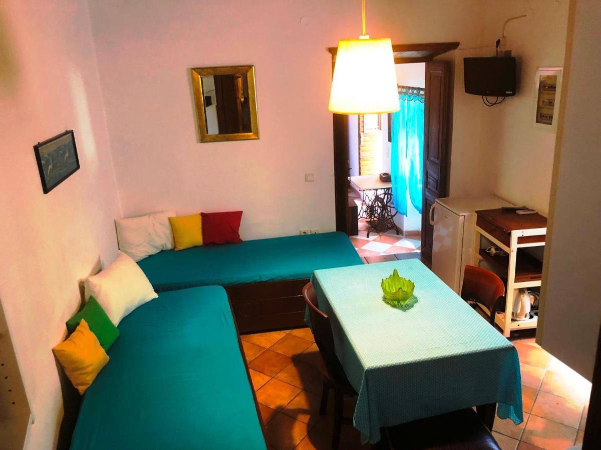 Machi'S House Aparthotel Plaka  ภายนอก รูปภาพ